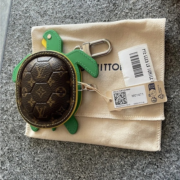 Limited edition Pharrell for Louis Vuitton SS24 Turtle Charm - Picture 1 of 6